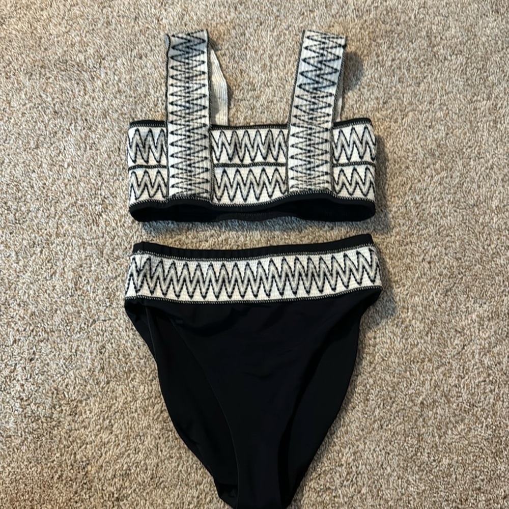 Elysiian swimwear bikini set